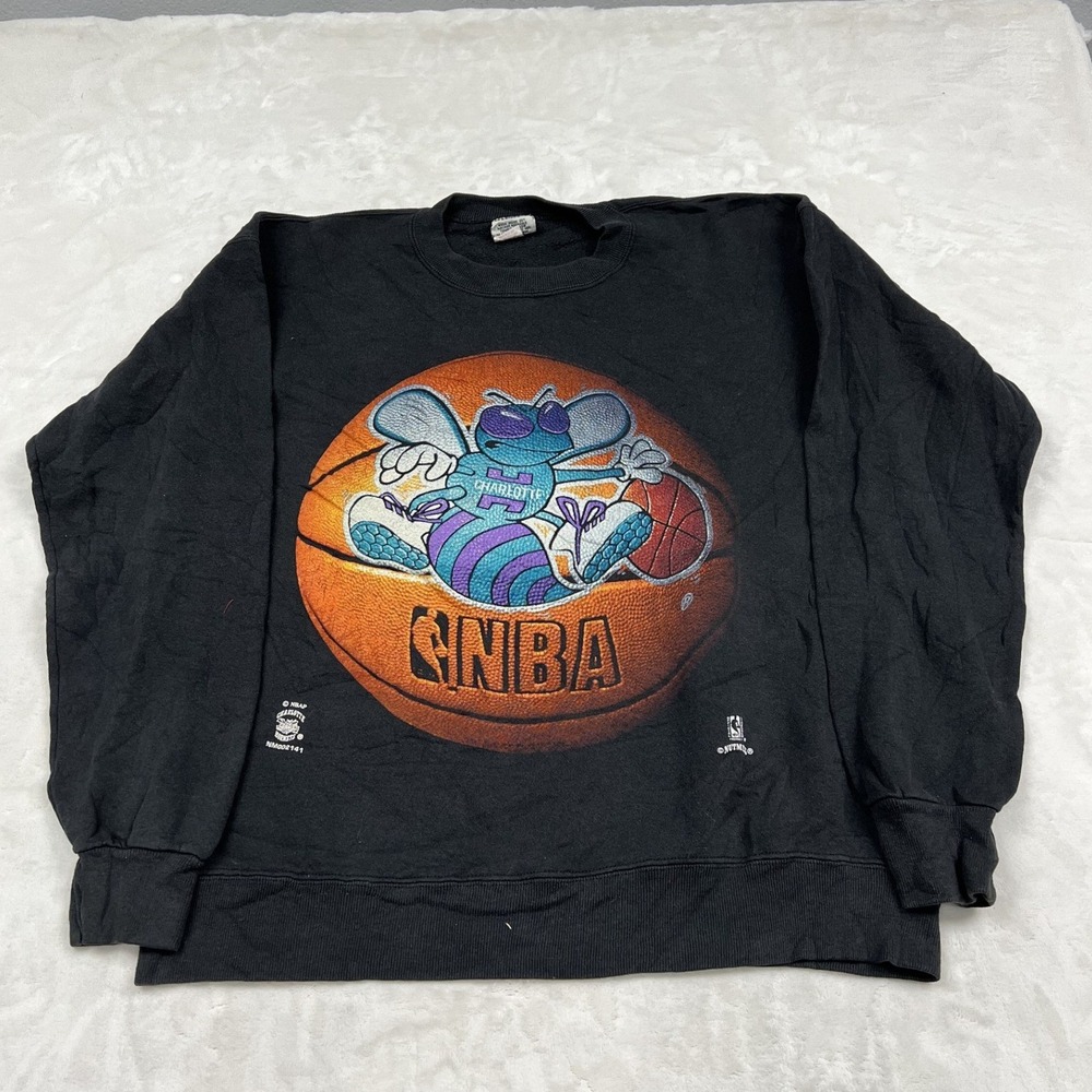 Nutmeg Mills Sweatshirt Mens L Black Charlotte Hornets NBA Vintage 90s Graphic
